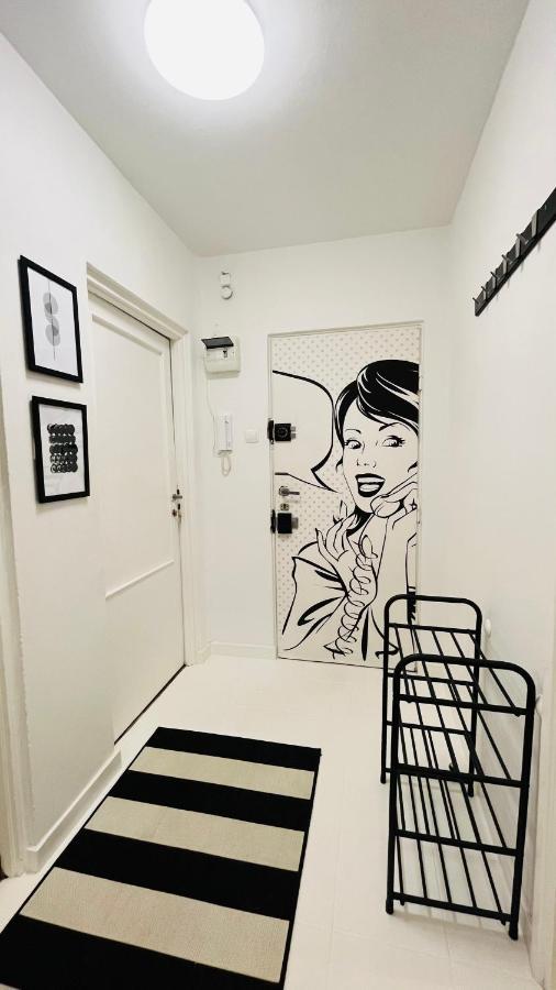 Warszawa Wola Pokoje Hostel Εξωτερικό φωτογραφία